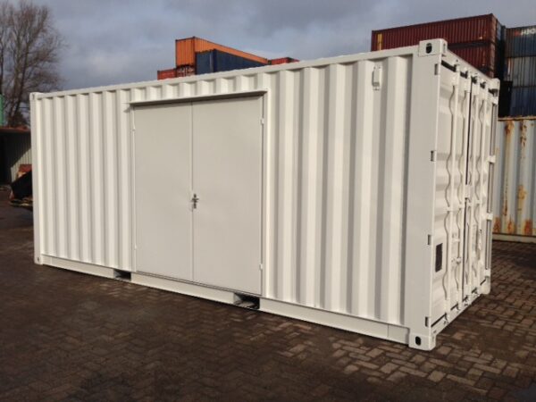 20 FT met openslaande deuren in de zijkant