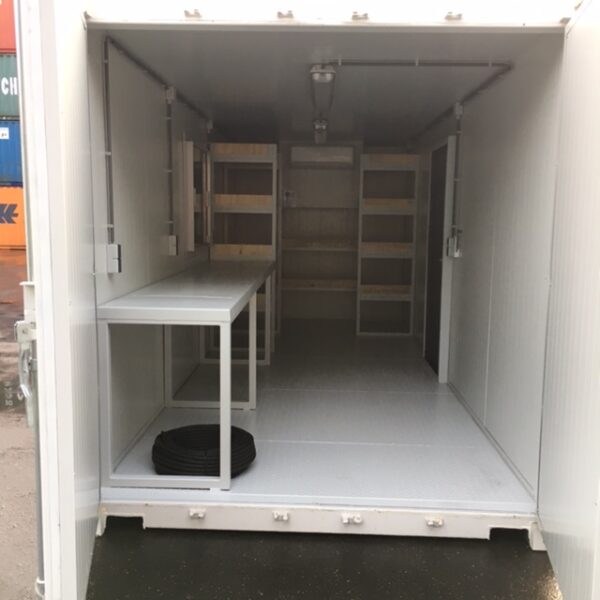 20ft Volledige ingerichte workshop - Afbeelding 2